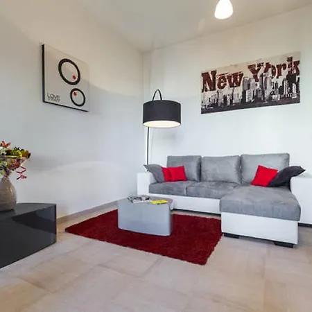 Grand H -f2, Face Vieux- Nice, Terrasse, Ascenseur, Climatisation, Terrace - Center Апартаменты