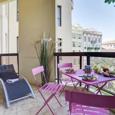 Апартаменты Grand H -f2, Face Vieux- Nice, Terrasse, Ascenseur, Climatisation, Terrace - Center