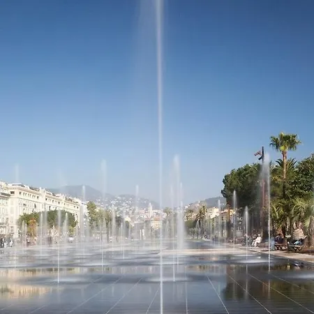 Grand H -f2, Face Vieux- Nice, Terrasse, Ascenseur, Climatisation, Terrace - Center Nizza